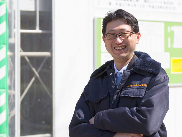 代表　清水すなお